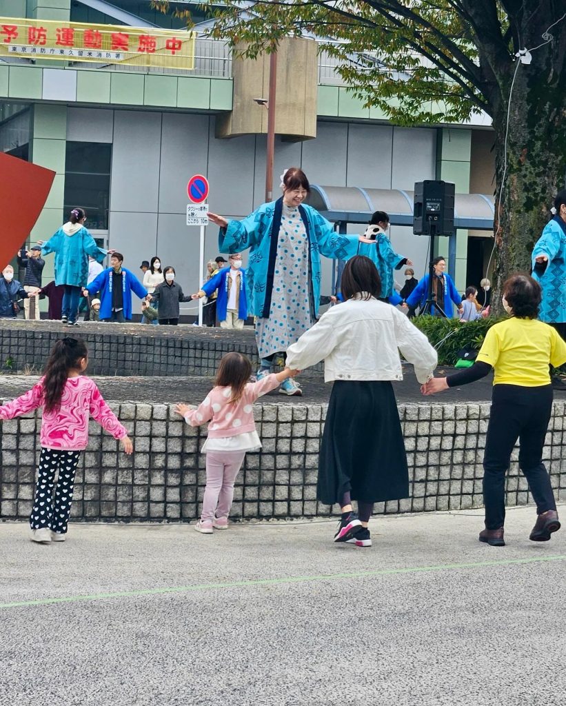 13人、子供、テキストの画像のようです